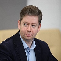 Лидер Псковского обкома КПРФ не хочет брать на работу Льва Шлосберга